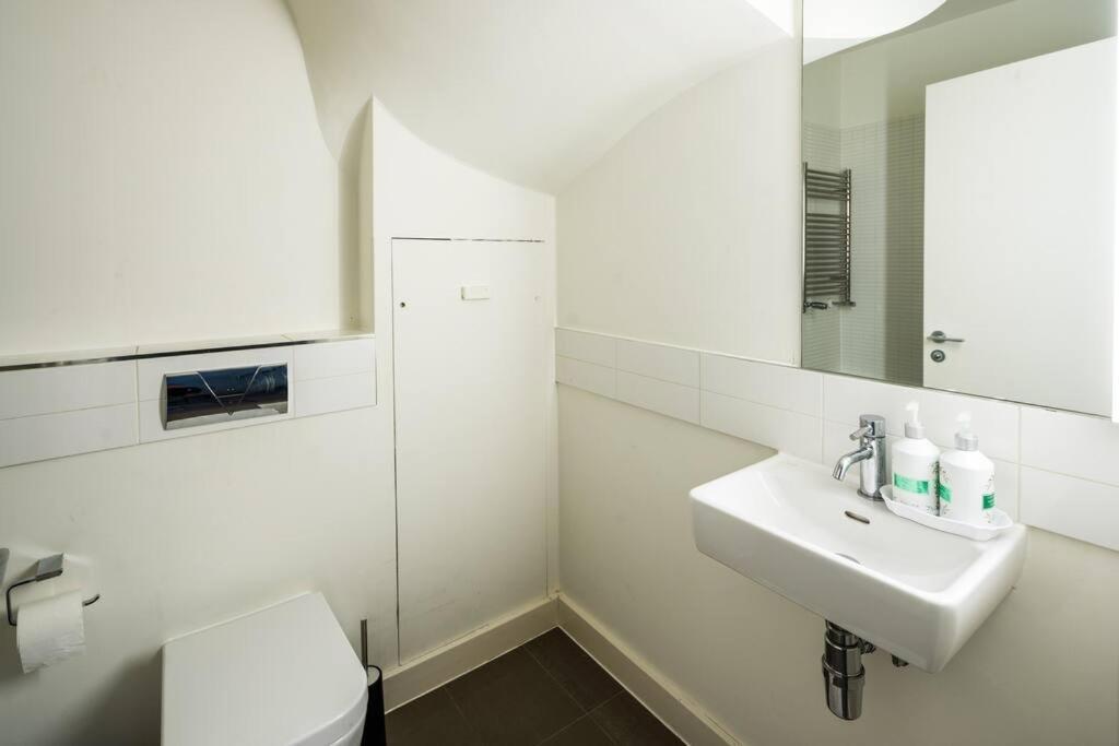 Апартаменты Chic And Spacious Flat Near Bond Street Лондон Экстерьер фото